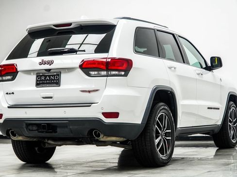 Used 2021 Jeep Grand Cherokee Trailhawk AWD/4WD image 12