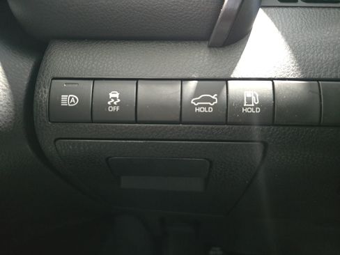 Used 2024 Toyota Camry SE FWD image 25