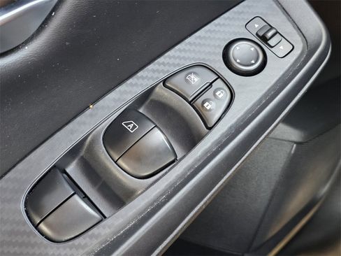 Used 2024 Nissan Sentra SV image 25