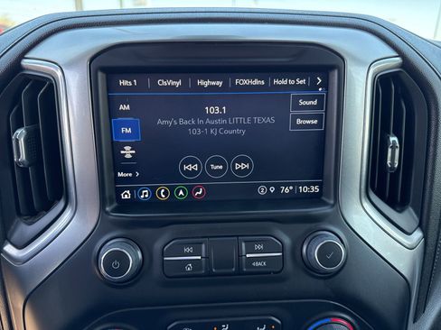 Used 2022 Chevrolet Silverado 2500 LTZ w/ LTZ Plus Package AWD/4WD image 15