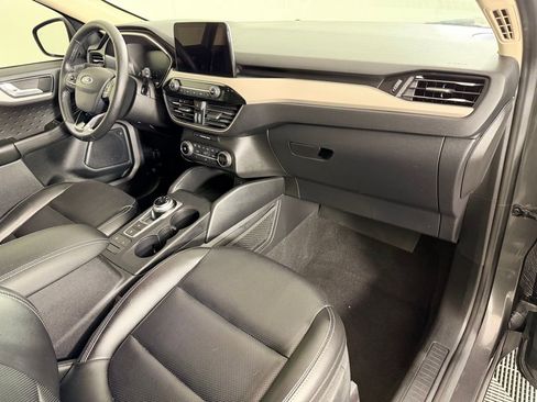 Used 2020 Ford Escape SEL image 31