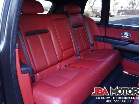 Used 2020 Rolls-Royce Cullinan image 21