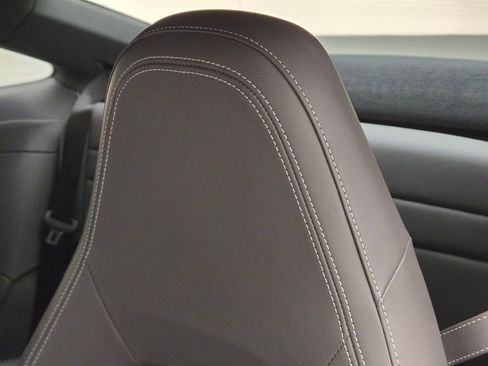 Used 2021 Porsche 911 Carrera image 32