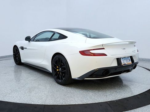 Used 2015 Aston Martin Vanquish Coupe image 55