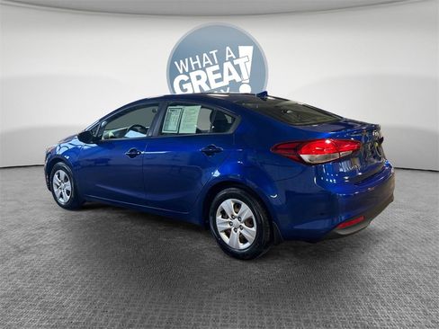 Used 2018 Kia Forte LX image 6
