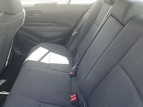 Used 2025 Toyota Corolla LE AWD/4WD image 8