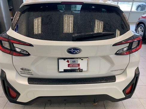 Certified 2024 Subaru Crosstrek 2.0i Premium image 14