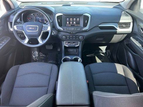 Used 2023 GMC Terrain SLE image 27