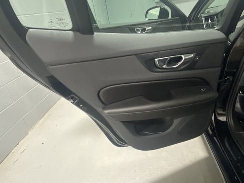 Used 2023 Volvo S60 B5 Core w/ Climate Package image 8