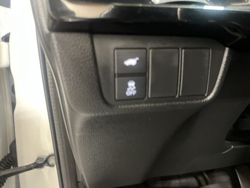 Used 2024 Honda CR-V Sport Touring image 31