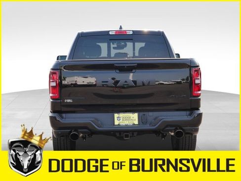 Used 2025 RAM 1500 Big Horn AWD/4WD image 8