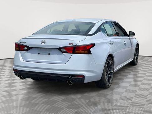 Used 2024 Nissan Altima 2.5 SR FWD image 5