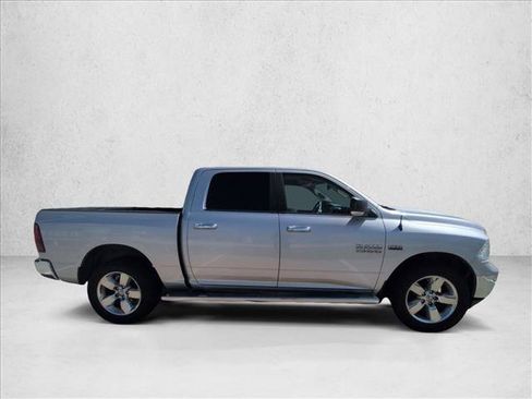 Used 2017 RAM 1500 Big Horn AWD/4WD image 4