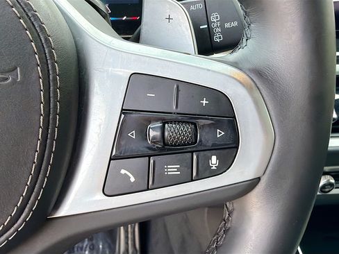 Used 2024 BMW X5 sDrive40i w/ M Sport Package RWD image 38