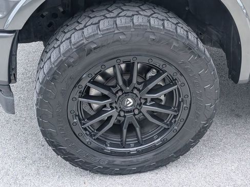 Used 2018 Ford F150 XLT w/ Equipment Group 302A Luxury AWD/4WD image 23