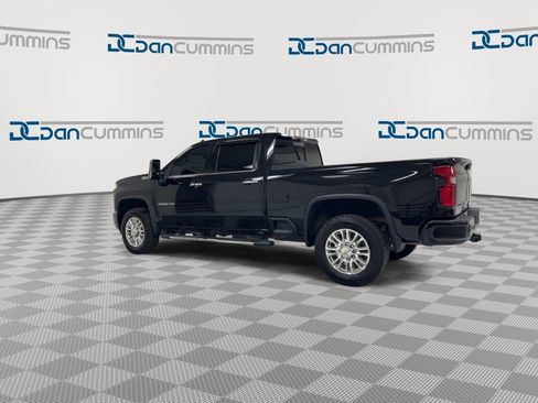 Used 2023 Chevrolet Silverado 2500 High Country image 6