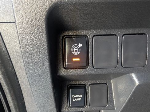 Used 2022 Nissan Frontier S w/ Technology Package RWD image 40
