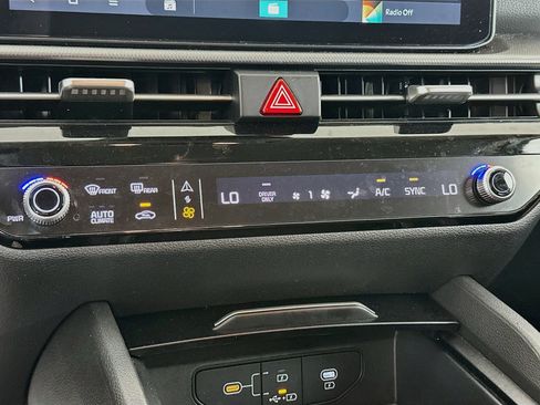 Used 2026 Kia Sportage LX FWD image 22