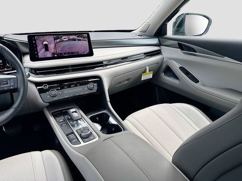 Certified 2026 INFINITI QX60 Luxe w/ Cargo Package FWD image 26