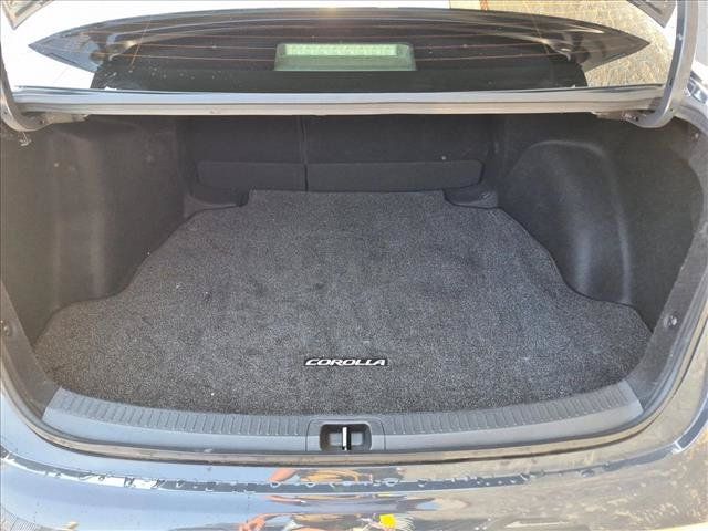 Used 2024 Toyota Corolla SE w/ SE Premium Package FWD image 6