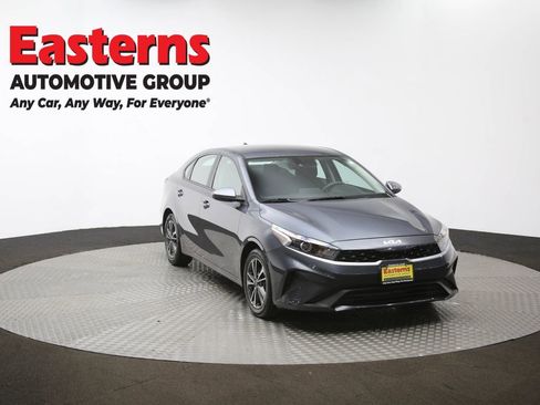 Used 2023 Kia Forte LXS image 49