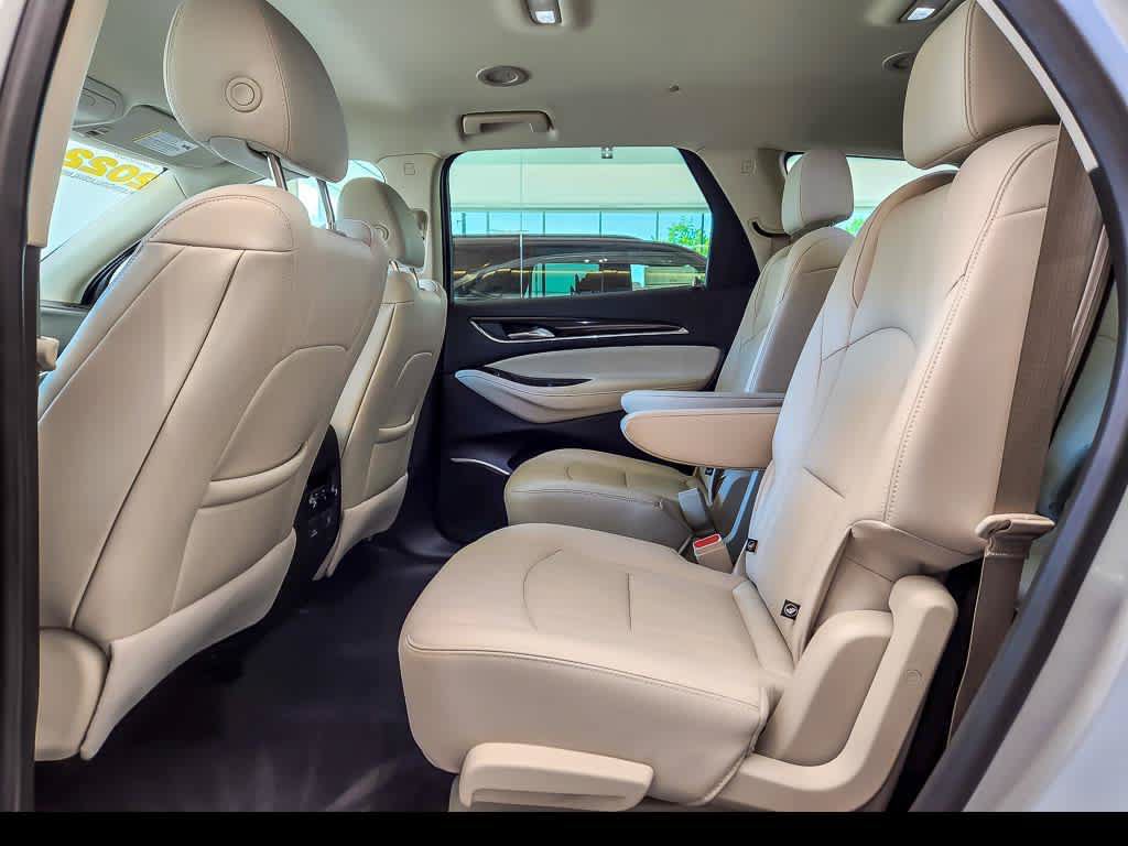 Used 2022 Buick Enclave Premium w/ Surround and Sites Package AWD/4WD image 13