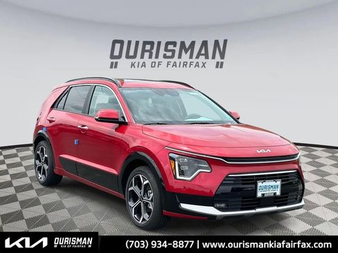 New 2025 Kia Niro SX Touring image 8