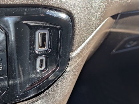 Used 2024 Chevrolet Silverado 1500 LTZ w/ Z71 Off-Road Package image 26