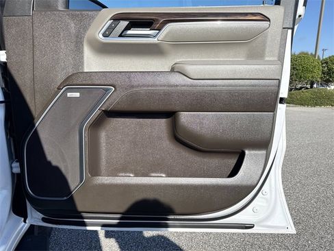 Used 2022 GMC Sierra 1500 SLT w/ SLT Convenience Package image 25