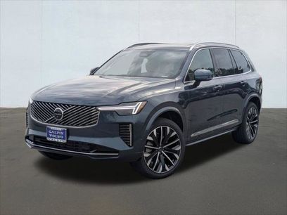 New 2026 Volvo XC90 B6 Plus w/ Protection Package Premier