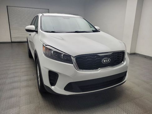 Used 2020 Kia Sorento FWD V6 image 14