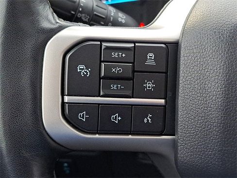 Used 2024 Ford Expedition Max Limited image 18