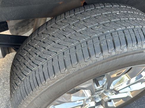 Used 2023 GMC Sierra 1500 Denali AWD/4WD image 8