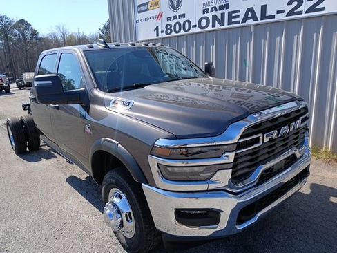 New 2026 RAM 3500 4x4 Crew Cab DRW image 1