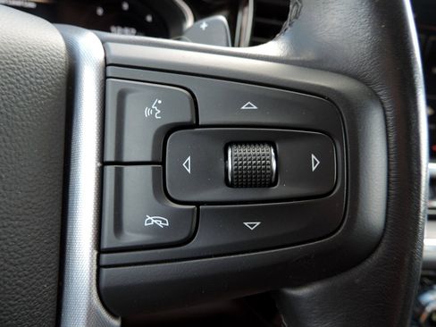 Certified 2022 GMC Sierra 1500 SLT w/ SLT Convenience Package image 28