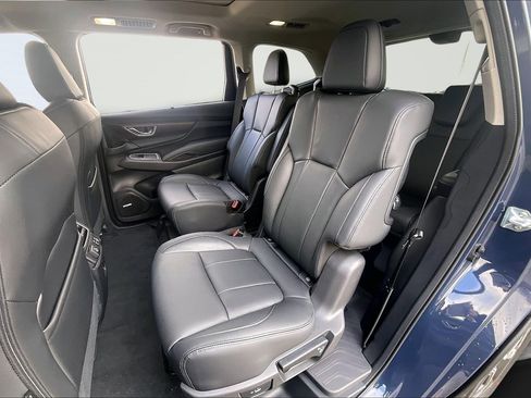 New 2025 Subaru Ascent Touring w/ Popular Package #2 image 10