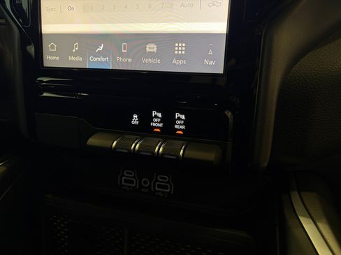 New 2026 RAM 1500 Big Horn AWD/4WD image 22