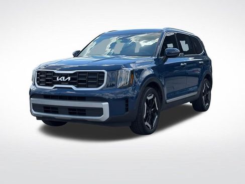 Certified 2024 Kia Telluride S FWD image 29