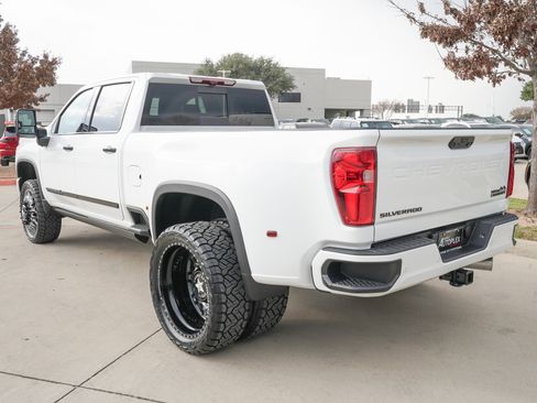 Used 2026 Chevrolet Silverado 3500 High Country w/ High Country Premium Package image 6