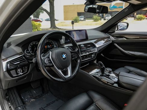 Used 2019 BMW 540i xDrive AWD/4WD image 2