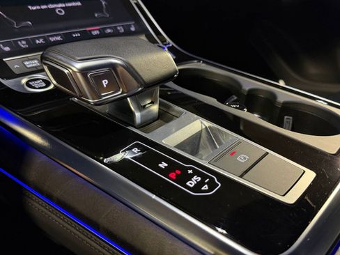 Used 2023 Audi Q7 3.0T Premium Plus w/ Premium Plus Package AWD/4WD image 19