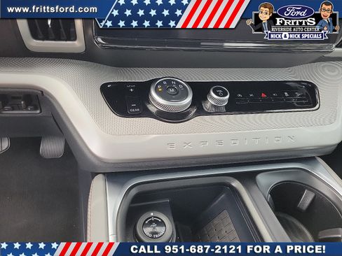 Certified 2025 Ford Expedition Active AWD/4WD image 9