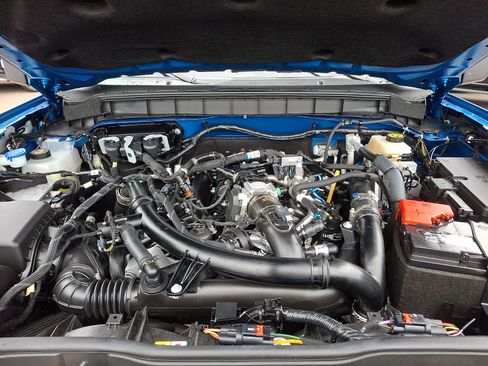 Used 2024 Ford Bronco Wildtrak AWD/4WD image 31