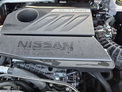 Used 2025 Nissan Rogue SV AWD/4WD image 13