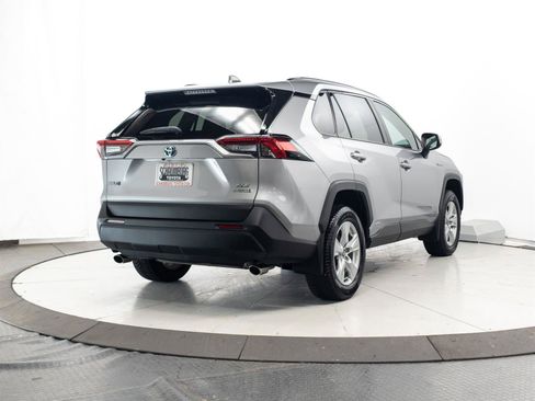 Used 2020 Toyota RAV4 XLE w/ All Weather Liner Package AWD/4WD image 11