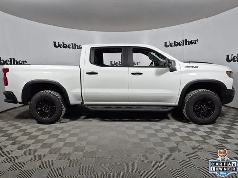 Certified 2025 Chevrolet Silverado 1500 ZR2 w/ Dark Appearance Package AWD/4WD image 8
