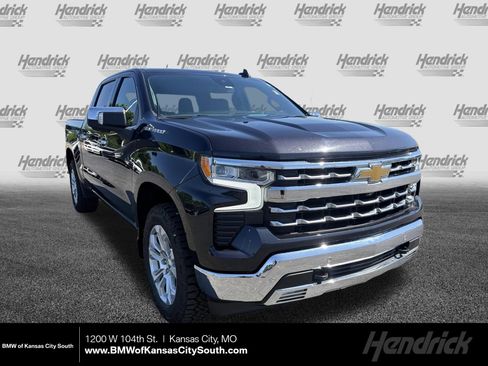 Used 2023 Chevrolet Silverado 1500 LTZ AWD/4WD image 1