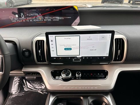 New 2026 Ford Expedition Active image 26