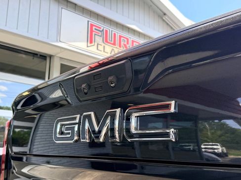Used 2024 GMC Sierra 2500 Denali Ultimate w/ Snow Plow Prep/Camper Package AWD/4WD image 9