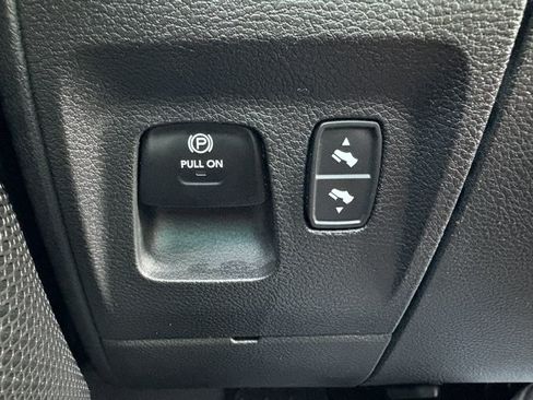 Used 2025 RAM 1500 Big Horn AWD/4WD image 21
